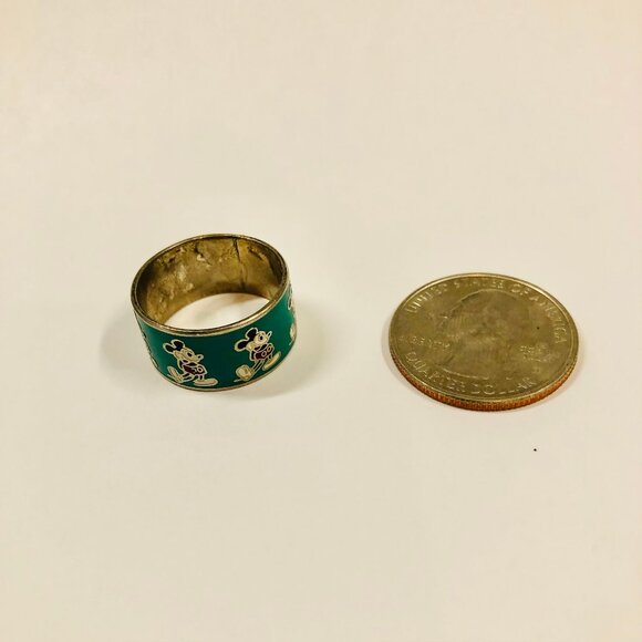 Mickey Mouse Ring Vintage 1970s Metal and Enamel Wide Ring Size 8 - Picture 10 of 10